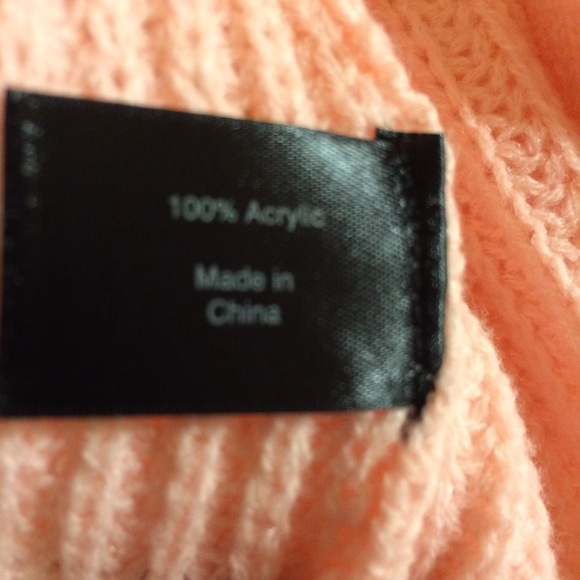 LANE BRYANT RUFFLE SLEEVE 26/28 NWT - Picture 6 of 7